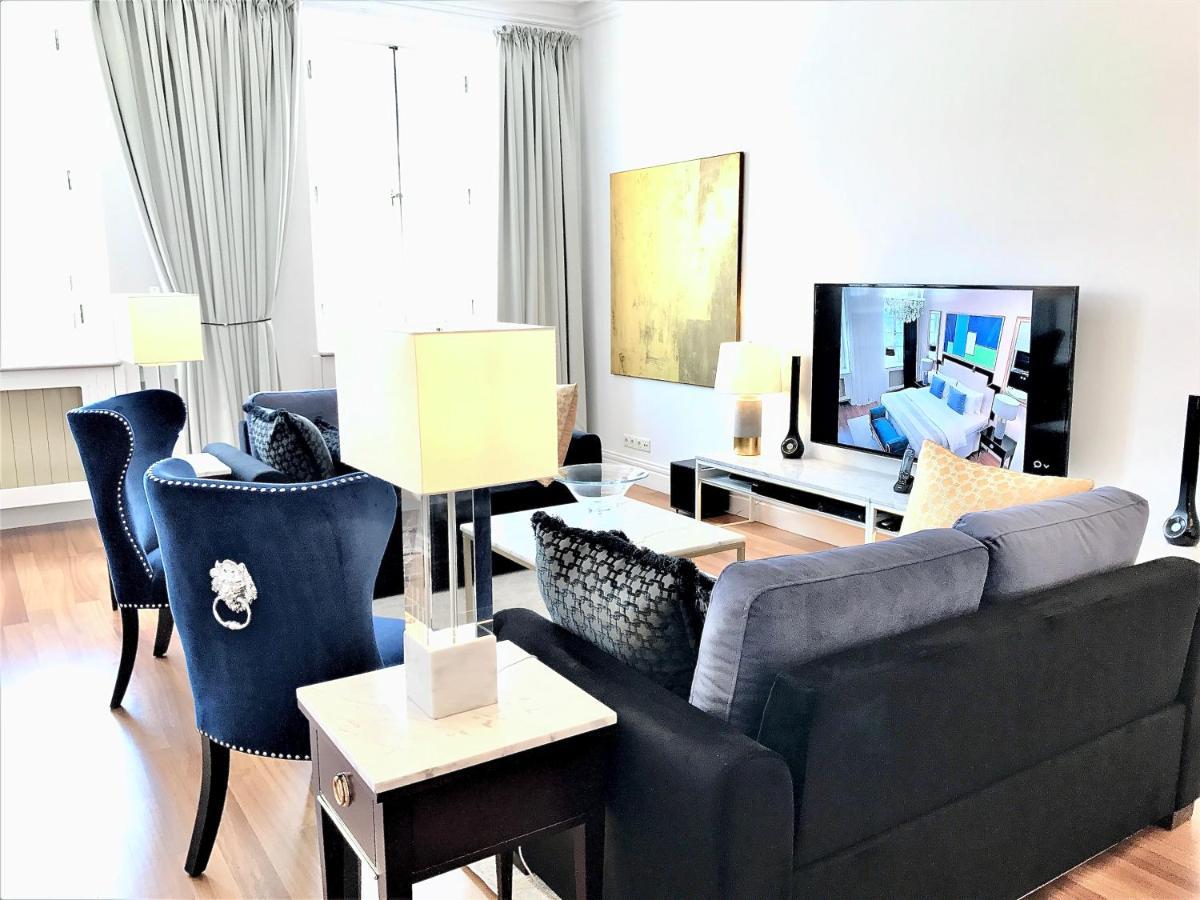 Luxury Suites & Apartments Mondrian Market Square II 바르샤바 외부 사진