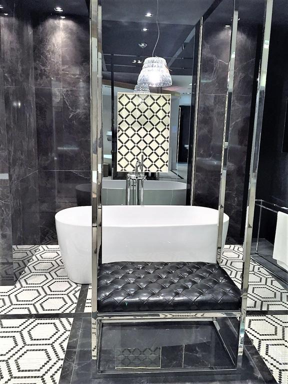 Luxury Suites & Apartments Mondrian Market Square II 바르샤바 외부 사진